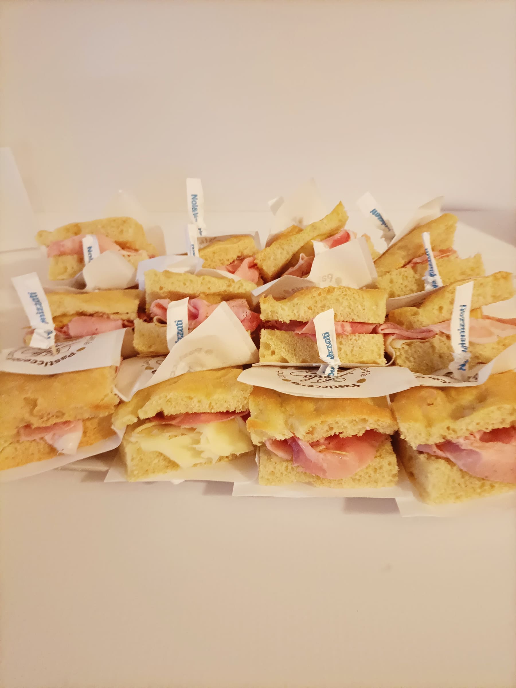 Focacce farcite per catering